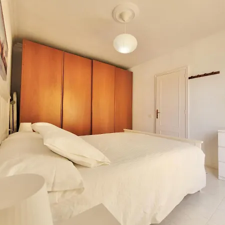 Arena Beach Apartment